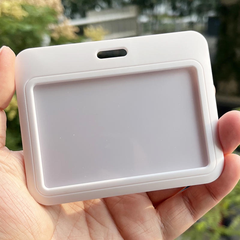 Thẻ ID Màu Trơn Với Dây Đeo Ngang