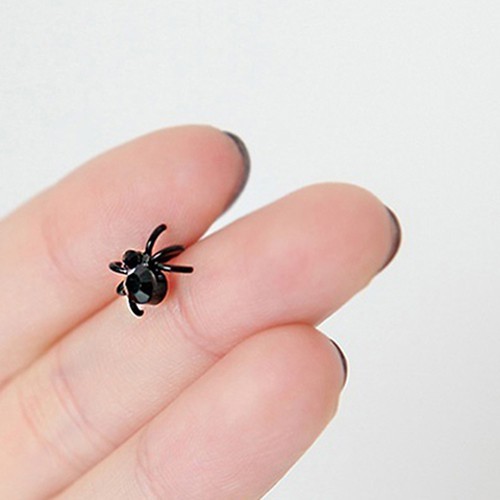 Hoa tai hình nhện thiết kế 3D cho nữ