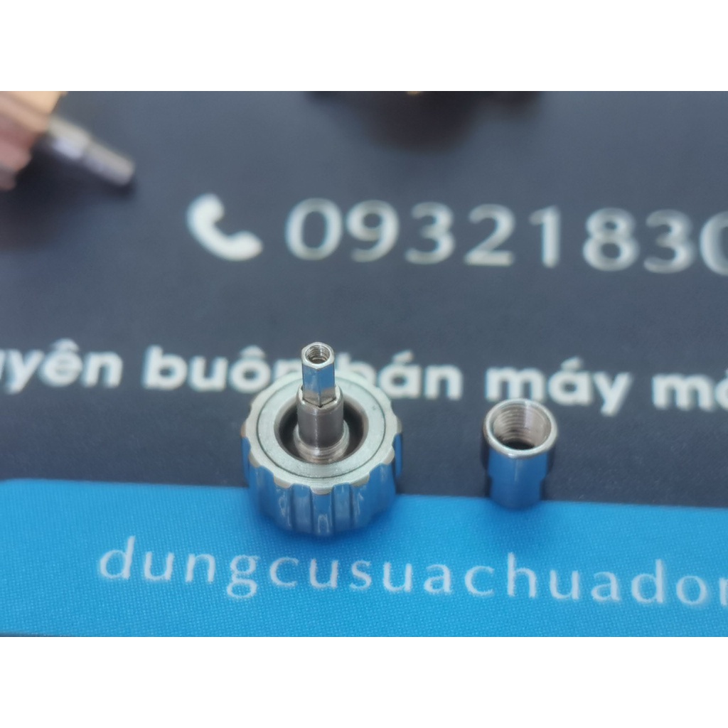 Núm đồng hồ Omega