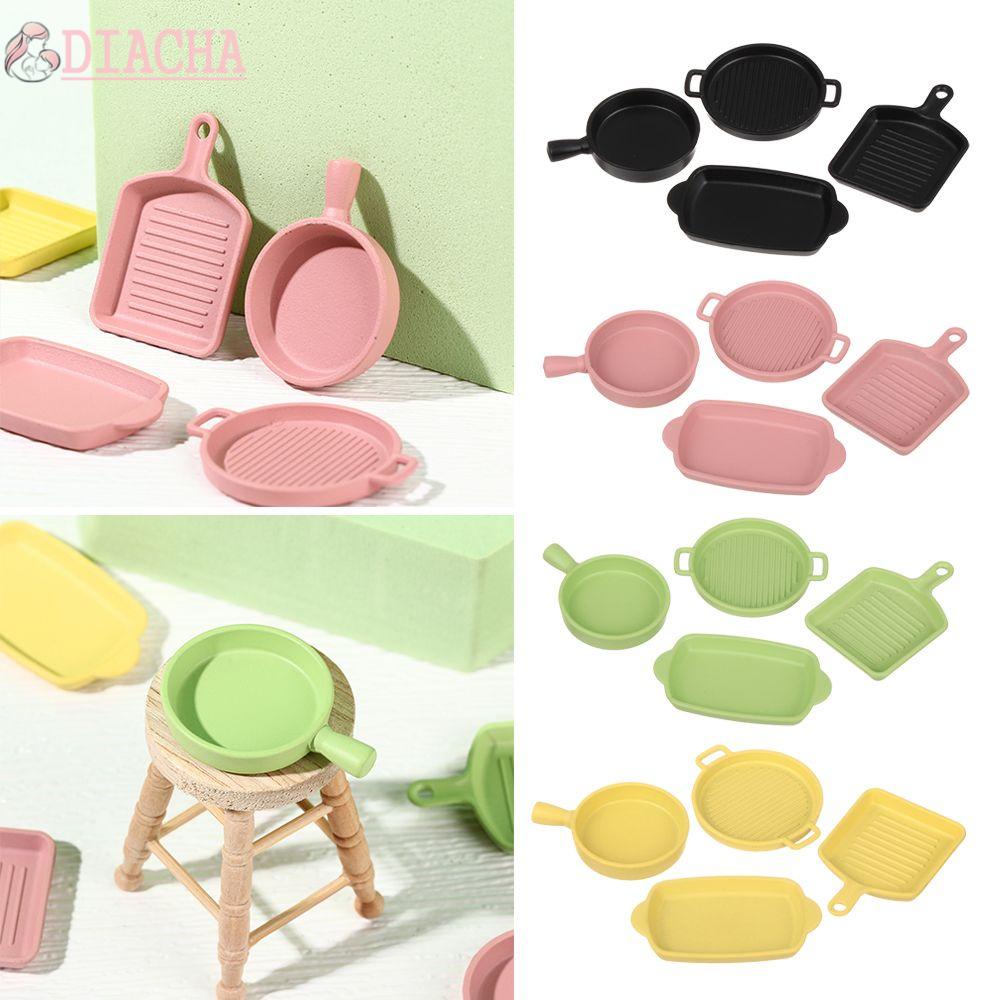 Set 4 Món Đồ Chơi Nhà Búp Bê Mini 1: 12 Màu Vàng / Hồng / Xanh Lá / Đen