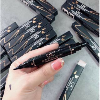 Bút kẻ mắt dạng lỏng QIC 2 trong 1 có đầu tem chống thấm nước lâu trôi