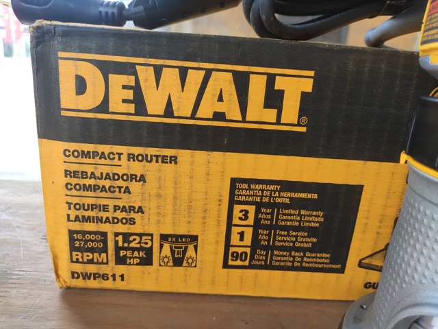 Máy phay dewalt DWP611 chính hãng sử dụng điện 120v ( USA)