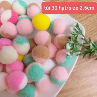 pom pom mix nhiều màu , size 8MM đến 2cm.