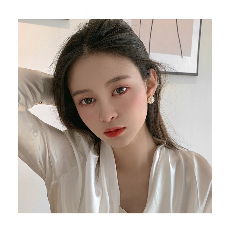 Bông tai tròn đính ngọc trai phong cách retro thanh lịch