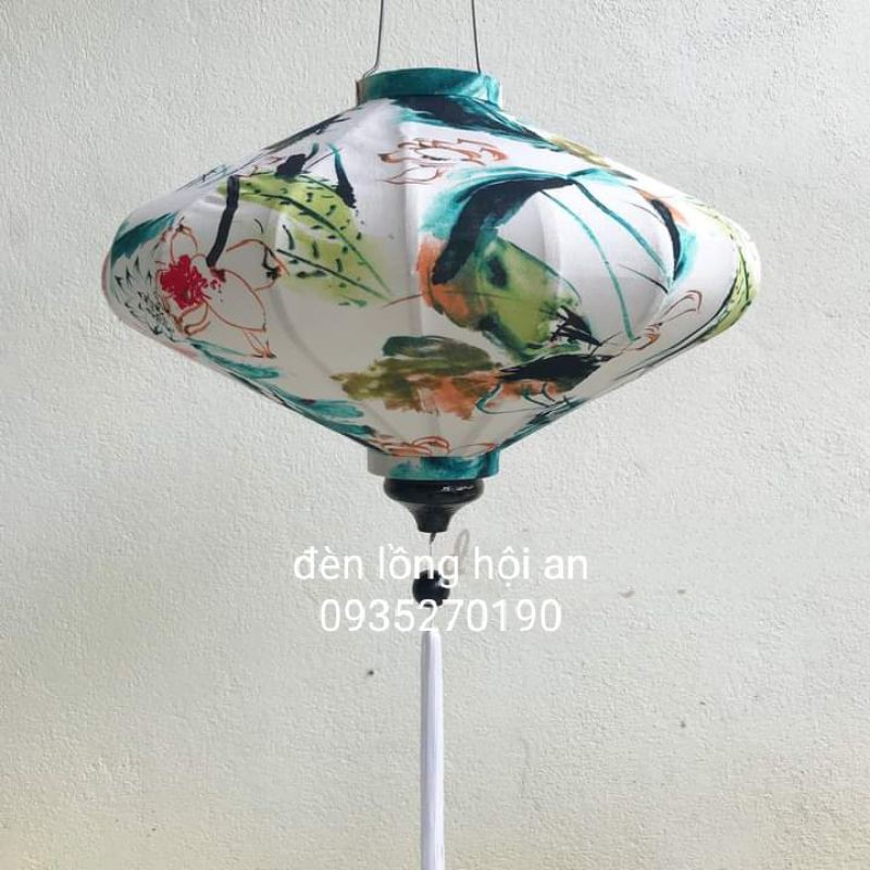 Đèn vải hoạ tiết màu trắng size 45