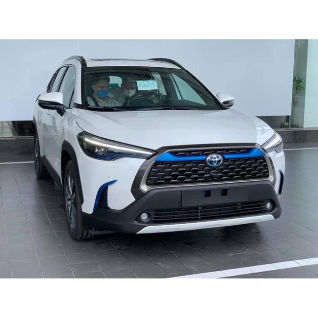 Ốp Trang Trí Calang Xe Toyota Cross 2020 2021 có 2 màu lựa chọn