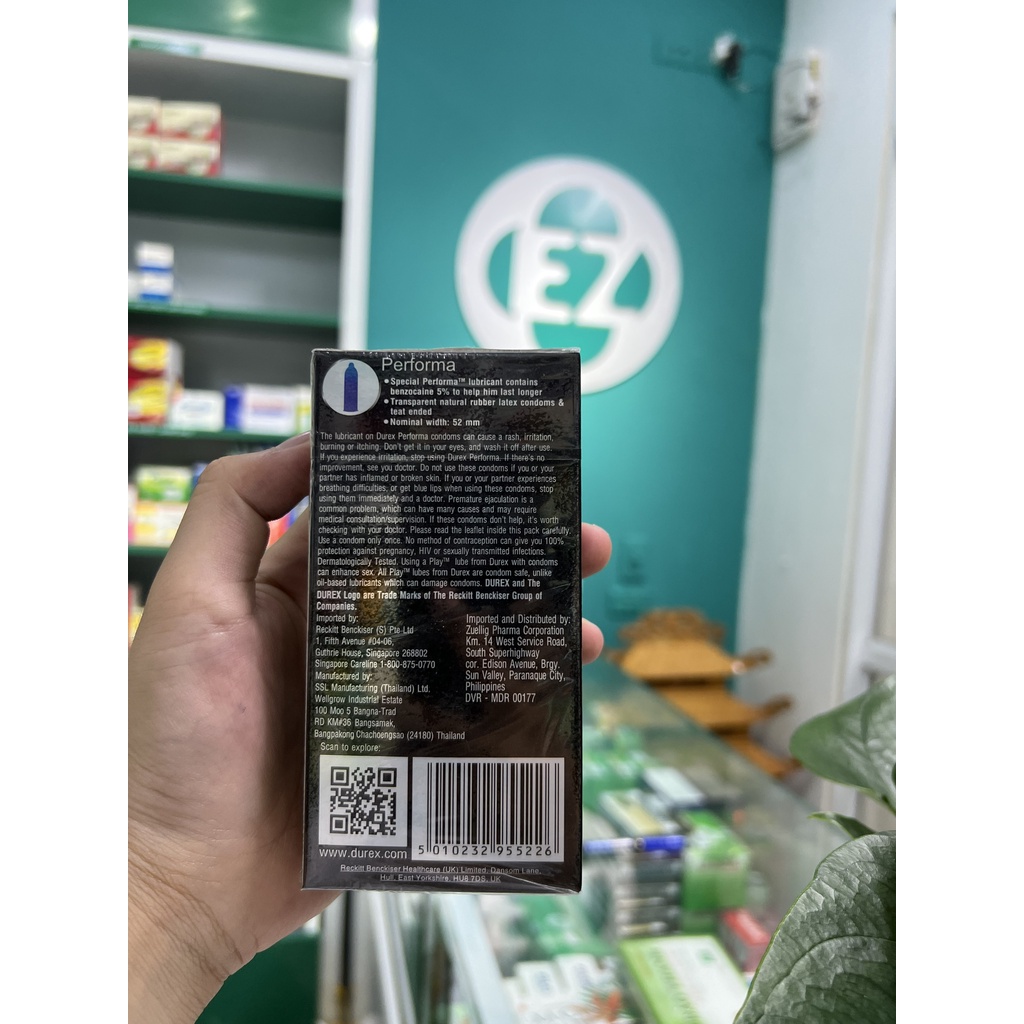 Bao cao su Durex Performa Gây Tê nhẹ Kéo Dài Thời Gian - Hộp 12 Bao - Ez Pharmacy