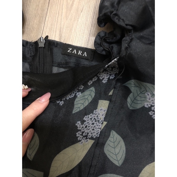 Pass váy zara chất gấm