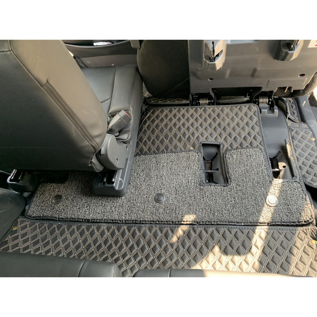 Thảm lót sàn ô tô 6D Toyota Rush chống nước, không mùi, phủ kín 90% sàn xe