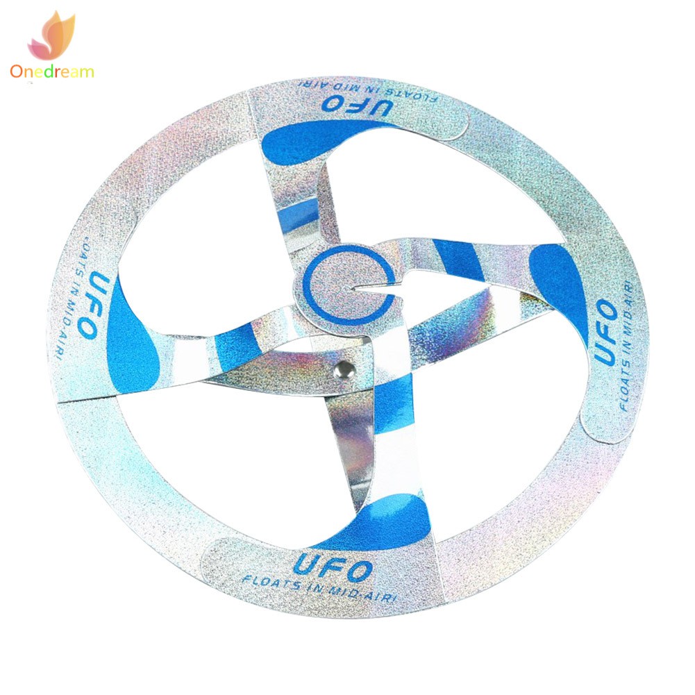 Đĩa bay UFO làm ảo thuật độc đáo