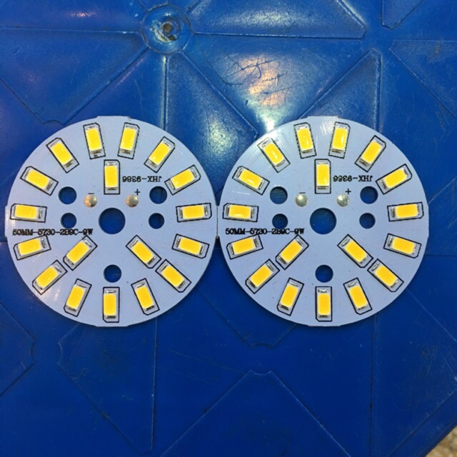 Led miếng 9w qua chấn lưu