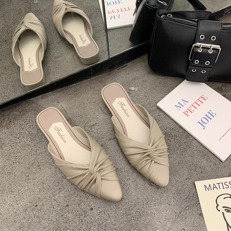 DÉP SỤC NHỰA NỮ ĐẾ CAO SU DẺO QOAI XẮN NƠ