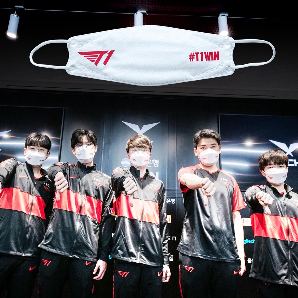 Khẩu trang KF94 5D T1 Faker #T1WIN