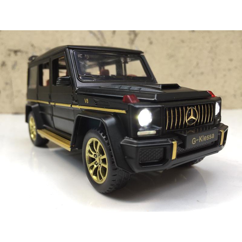 Mô hình xe ô tô Mercedes G63 Klessa 1:32