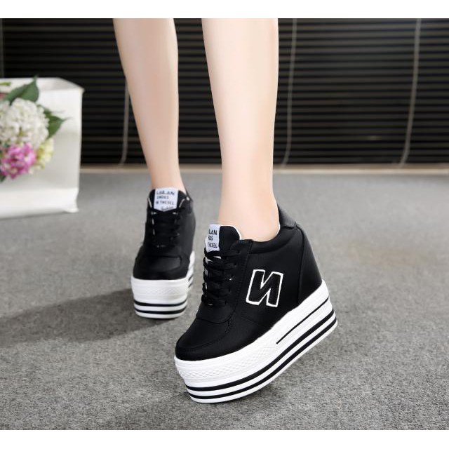 Giày Bánh mì nữ da lộn đế bằng cao 11cm BM083 PVO
