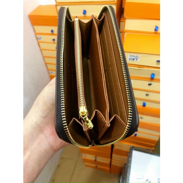 Ví cầm tay nam nữ Lv khoá kéo hàng Supper Fullbox