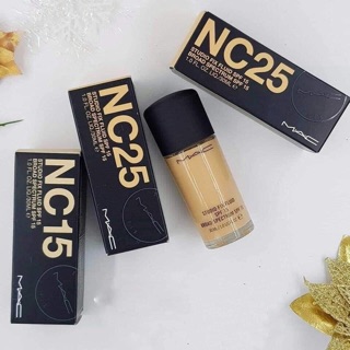 Kem nền MAC Studio Fix Fluid Foundation SPF 15 NC15