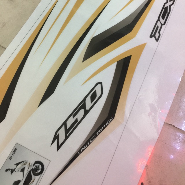 Tem Pcx đời đầu Rời chỉ đồng đen có thể đổi màu , chuyển đời Pcx