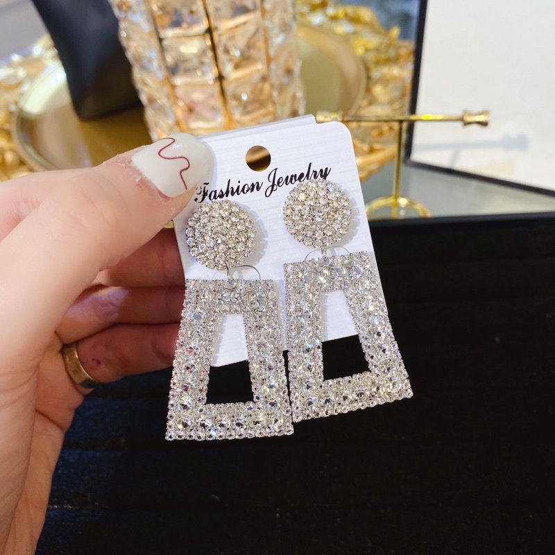 Bông tai đá đi tiệc cao cấp