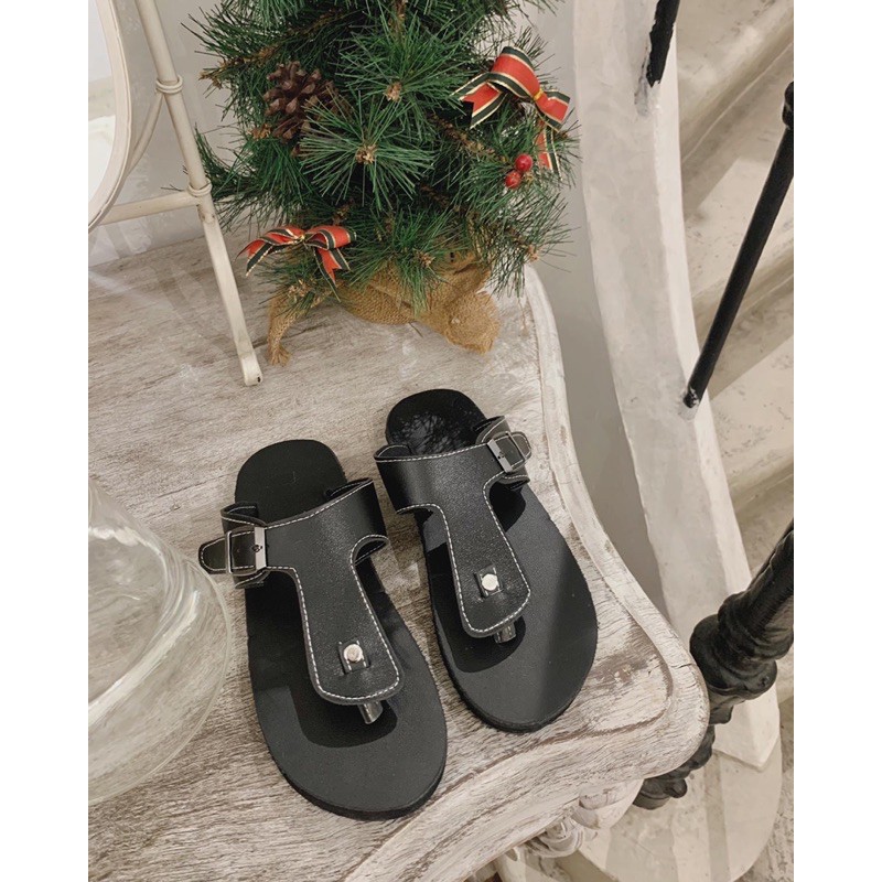 Dép sandals xỏ ngón No.33