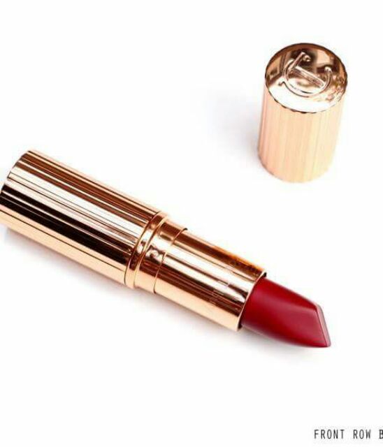 Son Charlotte Tilbury