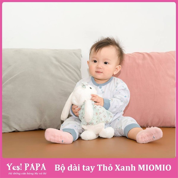 Bộ sơ sinh dài tay Miomio cài giữa mỏng