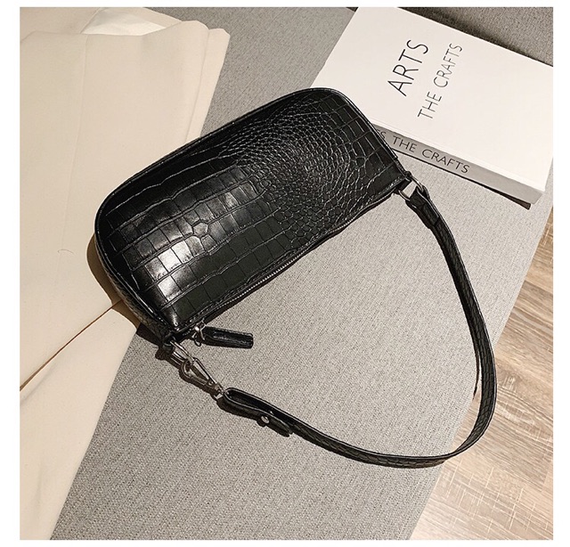 Túi kẹp nách da sần hàng có móc khoá S007