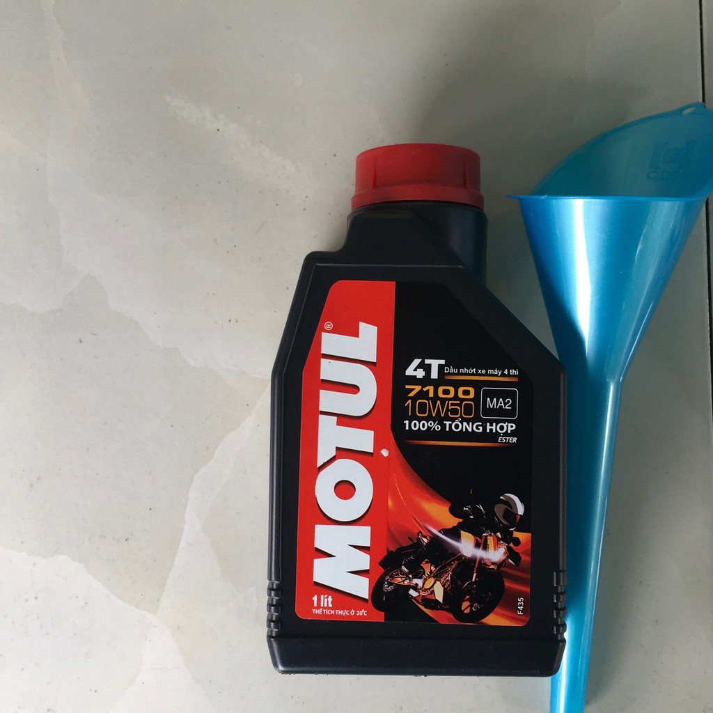 Nhớt Motul 7100 4T 10W50 MA2 Tặng lọc nhớt , ốc nhớt , phễu