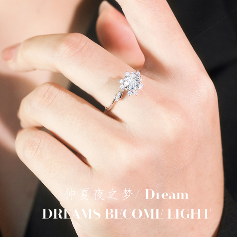 Nhẫn đính đá kiểu dáng tinh tế sang trọng cho nữ