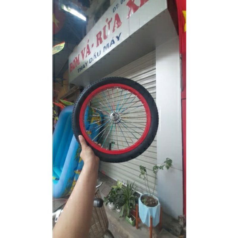 Bánh xe 16 inch, vành ( căm) , nan hoa hàng công ty