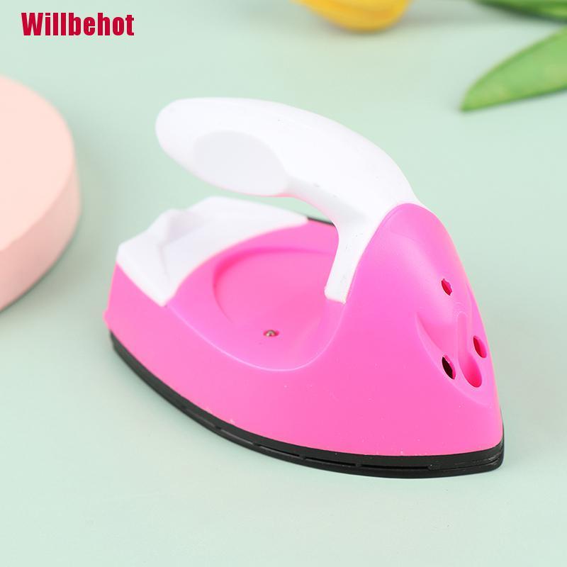 Bàn Ủi Điện Cầm Tay mini Khi Đi Du Lịch