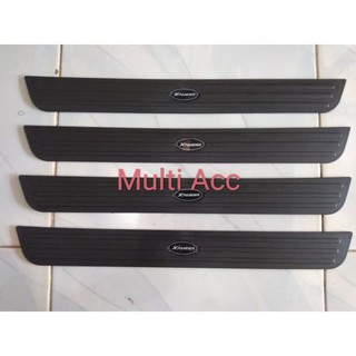 Tấm lót chuyên dụng dành cho Mitsubishi Xpander