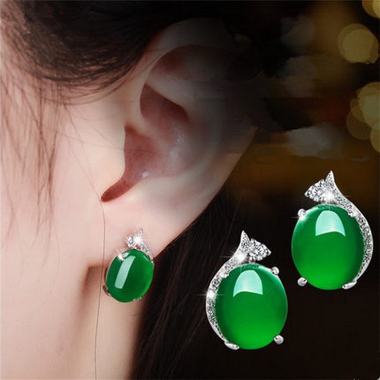 Khuyên Tai Bạc Đính Đá Ngọc Bích Màu Xanh Lá / Đỏ Tự Nhiên nguồn cung cấp hàng hiện đại