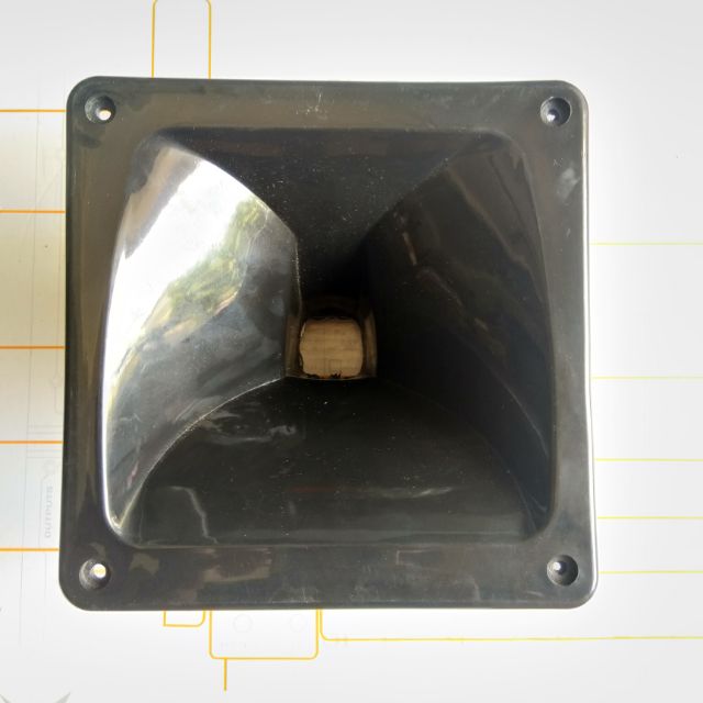 Họng nhựa loa kèn ( 1 cái )