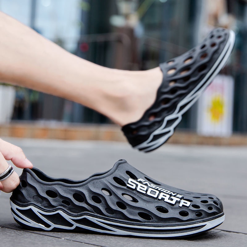 Xăng đan đế mềm chống trượt thiết kế đục lỗ thoáng khí thời trang mùa hè cho nam