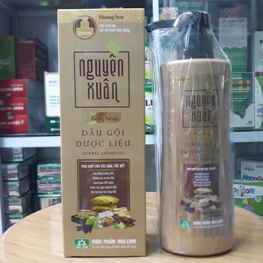 Dầu gội dược liệu Nguyên Xuân Bồng bềnh 250ml