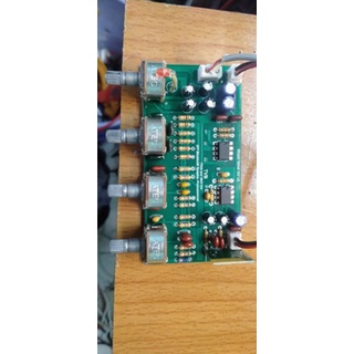 Mạch chỉnh âm sắc 4 volume dùng nguồn đơn 12v. V2