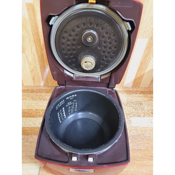 Nồi cơm Mit 1l van bù ẩm