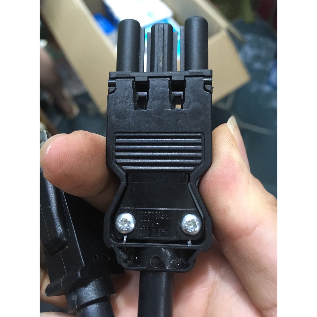 CHÍNH HÃNG , QUA SỬ DỤNG Dây nguồn 3 lỗ tròn ngang Wieland GST18i3 3-pin, 220 240 250 V / 20 A - 3m