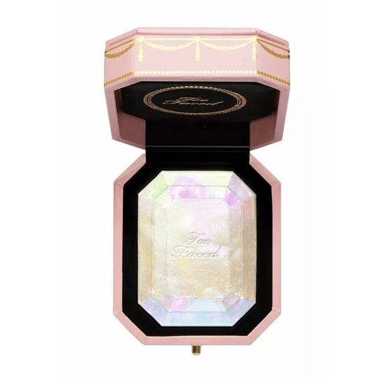Phấn bắt sáng Too Faced - tông Fire Diamond