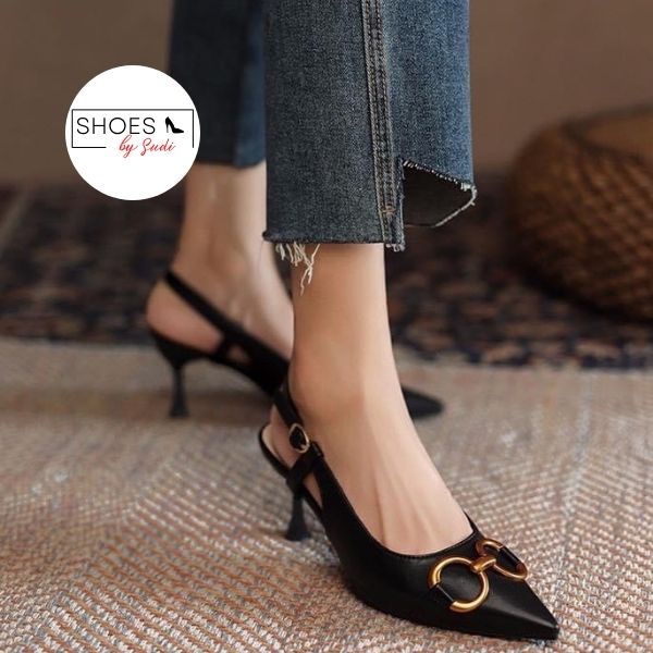 Guốc nữ SUDI G34-BAF cao 5p bít mũi biểu tượng hình tròn nối nhau có quai hậu với 3 màu trắng đen nâu dễ phối đồ