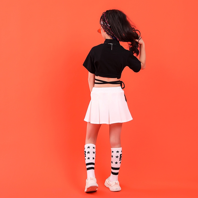 Bộ trang phục biểu diễn phong cách hip hop dành cho bé