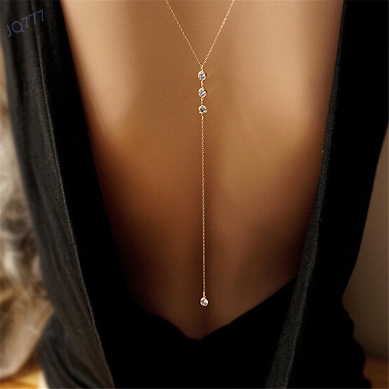 Vòng cổ đeo lưng dạng xích đơn giản dành cho cô dâu
