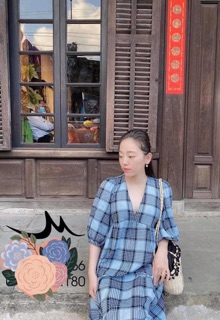 Váy midi tay bồng cổ V nữ