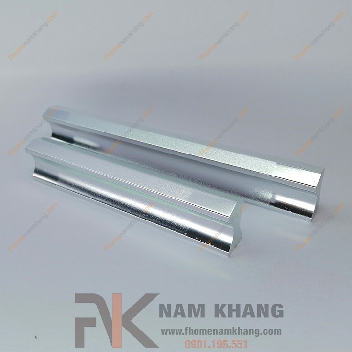 Tay cầm tủ nhôm NK056