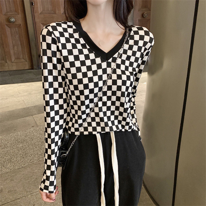 Áo thun tay dài cổ chữ V họa tiết sọc caro thời trang cho nữ