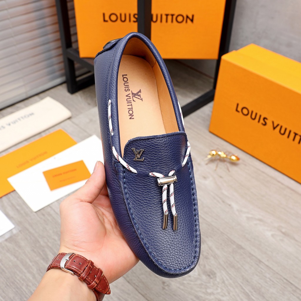 Giày lười nam da thật Louis Vuitton LV thiết kế đơn giản nhưng độc đáo và bắt măt