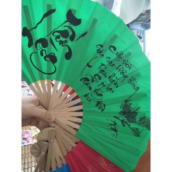 Quạt tay vải cao cấp