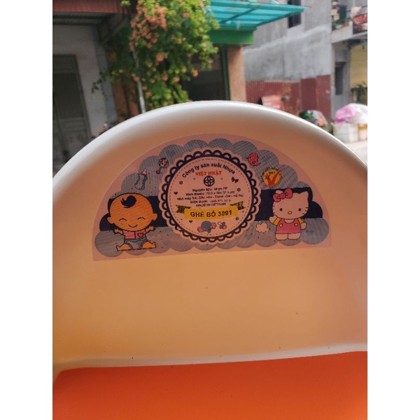 Bô Ngồi Vệ Sinh Việt Nhật 2 in 1 cho bé có nắp đậy và tựa lưng