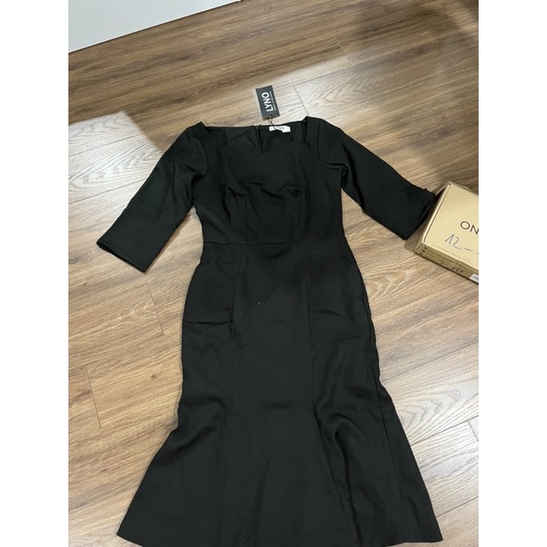 Pass váy hãng Lyno full hộp